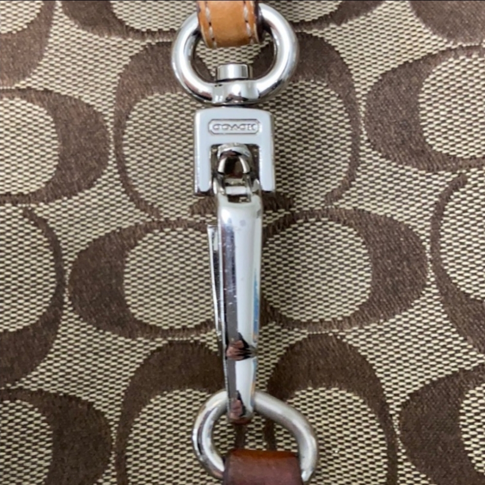 Coach Signature Hamptons Bag K2K-6091 - Picture 4 of 7